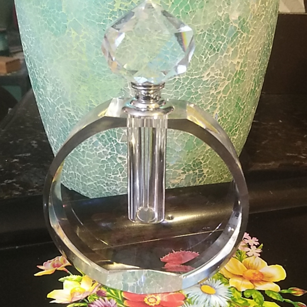 Stunning Crystal Fragerance bottle